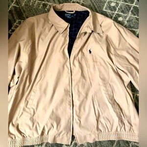 Men’s 3XB Ralph Lauren khaki windbreaker.